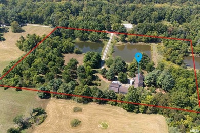 Discover your own private retreat on 10 serene acres with mature - photo 32