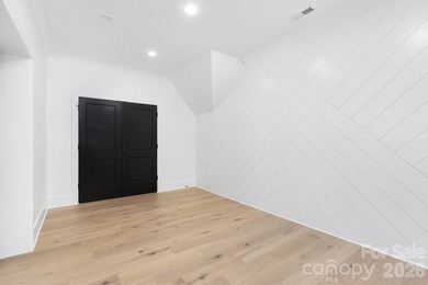 This is an absolutely stunning 6000 sq. ft. new construction - photo 34