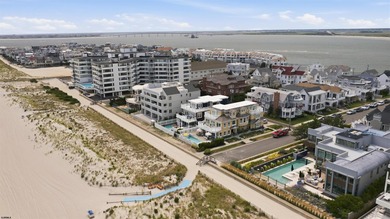 Prestigious Oceanfront Estate at The Point in Longport, New - photo 41