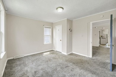 Fantastic investment, flip, or equity-building opportunity at - photo 10