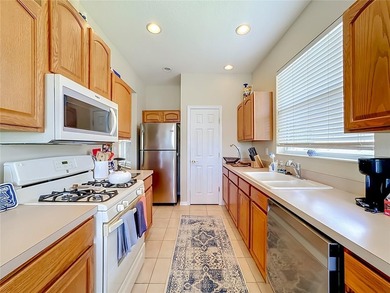 Welcome to easy resort style living in LakeRidge Falls, one of - photo 6