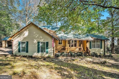 Lake Home For Sale in Ellijay, Georgia