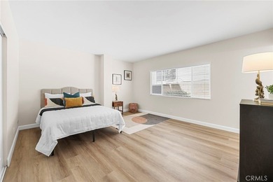 Your Ideal Updated Mid-Century Condo in the Heart of Orange - photo 13