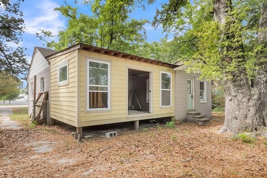 Unlock the potential of this 3-bedroom, 2-bathroom property - photo 26