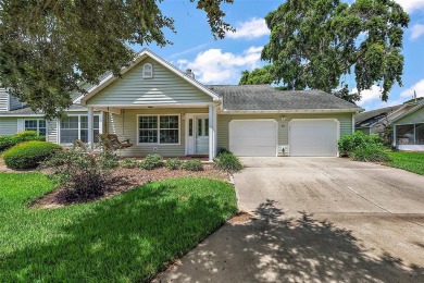 Lake Condo For Sale in Leesburg, Florida