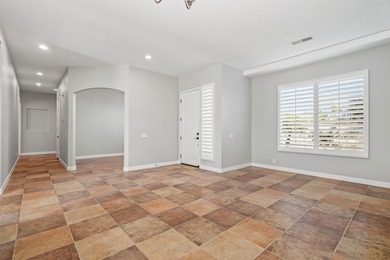 FRESHLY MODERN, LIGHT & BRIGHT in highly sought after Esplanade - photo 12