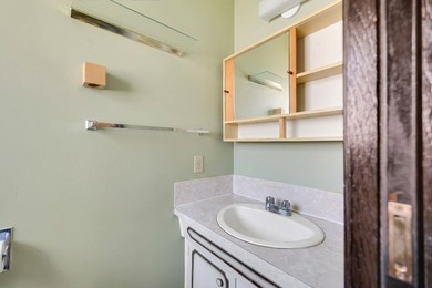 SUNNY MOUNTAIN VIEWS in Valleycliffe. This 3 bed, 3 bath home - photo 18