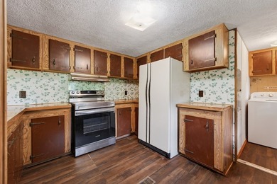 Welcome to 6135 Parrott Mountain Road! Conveniently located in - photo 19