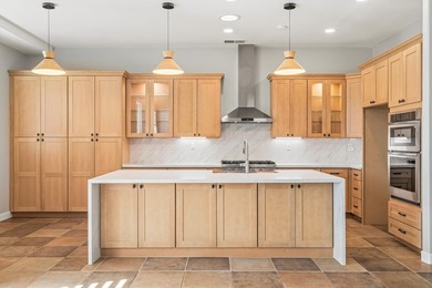 FRESHLY MODERN, LIGHT & BRIGHT in highly sought after Esplanade - photo 21