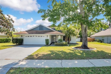 Under contract-accepting backup offers. Welcome to this charming - photo 2