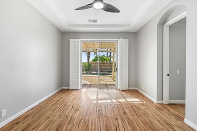 FRESHLY MODERN, LIGHT & BRIGHT in highly sought after Esplanade - photo 31