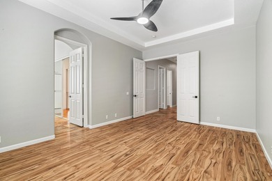 FRESHLY MODERN, LIGHT & BRIGHT in highly sought after Esplanade - photo 32