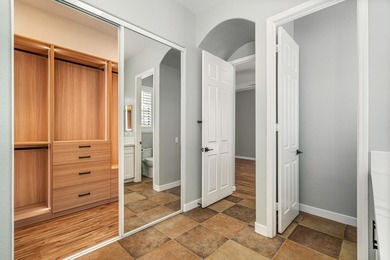 FRESHLY MODERN, LIGHT & BRIGHT in highly sought after Esplanade - photo 35