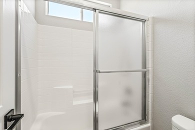 FRESHLY MODERN, LIGHT & BRIGHT in highly sought after Esplanade - photo 42