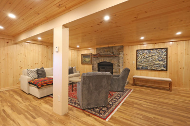 Custom Contempary Cedar Lakefront Home - photo 19