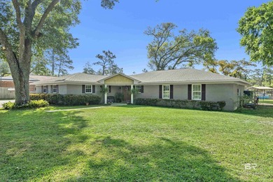 (private lake, pond, coastal) Home For Sale in Foley Alabama