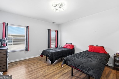 Welcome home to this well-maintained 3-bedroom, 2-bath ranch - photo 17