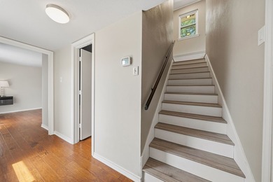 Nestled in the heart of highly sought-after Canyon Creek, this - photo 19
