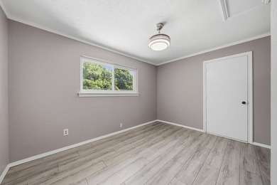 Nestled in the heart of highly sought-after Canyon Creek, this - photo 20
