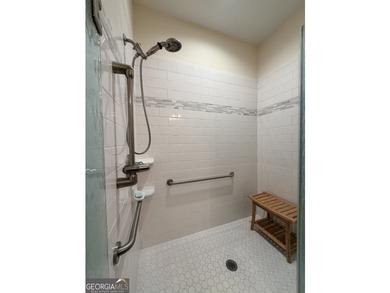 Welcome home to this well-maintained 3-bedroom, 2-bath ranch - photo 21
