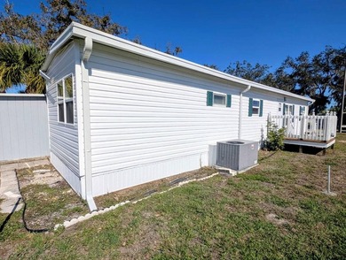 Experience the pinnacle of carefree Florida living in this - photo 22