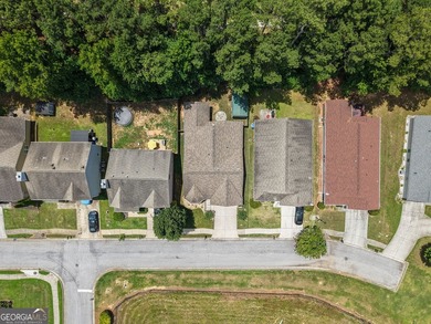 Welcome home to this well-maintained 3-bedroom, 2-bath ranch - photo 37