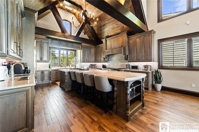 Luxury Lakefront Living! Experience breathtaking Lake Erie views - photo 9