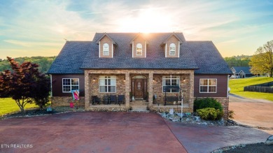 Lake Home For Sale in Sevierville, Tennessee