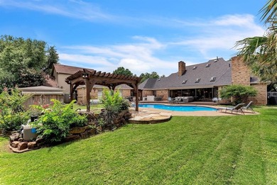 (private lake, pond, creek) Home For Sale in Grand Prairie Texas