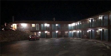 Lake Hills is an 18-room boutique motel sitting on 2 Acres with - photo 5
