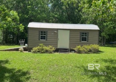 Welcome home to this beautifully updated 3-bedroom, 2-bath home - photo 4