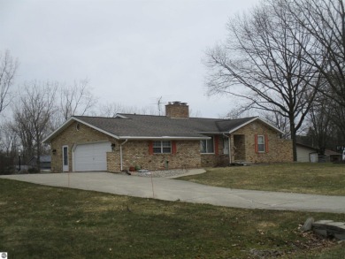 (private lake, pond, creek) Home For Sale in Alma Michigan