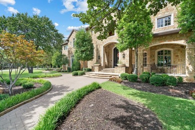 Privacy is everything in this exclusive 2-acre property located - photo 3