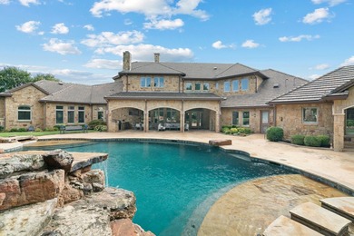 Privacy is everything in this exclusive 2-acre property located - photo 4