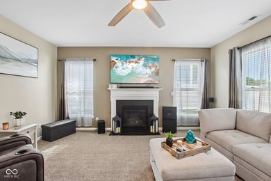 Discover refined living in this spacious 2527 sq. ft - photo 12