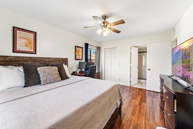 Welcome to this beautifully updated 2 bedroom, 2 bathroom top - photo 20