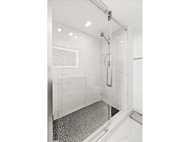 Gorgeous newly updated condo in the heart of Deerfield Beach! - photo 20