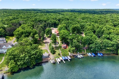 Wow! Stunningly remodeled Long Lake property, perfect as a - photo 28