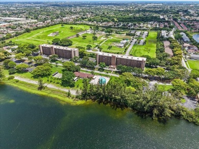 Gorgeous newly updated condo in the heart of Deerfield Beach! - photo 28