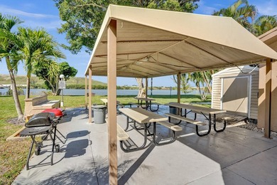 Gorgeous newly updated condo in the heart of Deerfield Beach! - photo 33