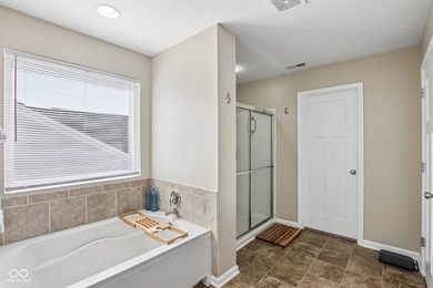 Discover refined living in this spacious 2527 sq. ft - photo 34