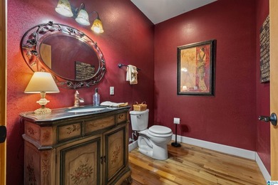 Lakefront estate on 3.52 acres! Featuring 6,310 sq ft of living - photo 16