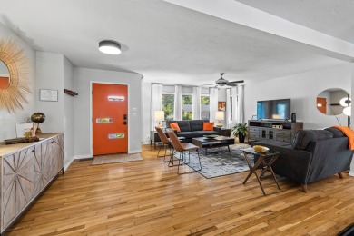 This property is absolutely charming ! Discover a clever blend