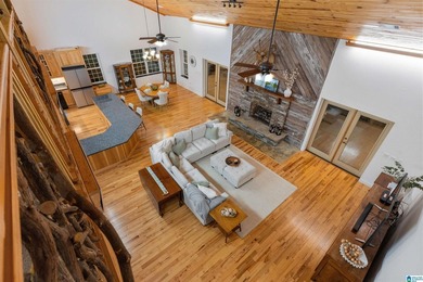 Lakefront estate on 3.52 acres! Featuring 6,310 sq ft of living - photo 25