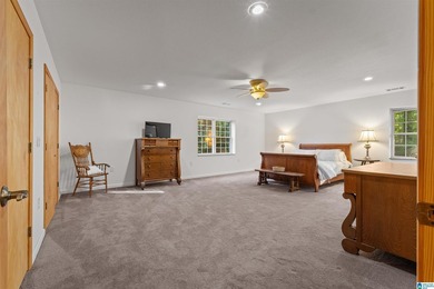Lakefront estate on 3.52 acres! Featuring 6,310 sq ft of living - photo 27