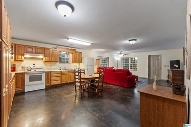 Lakefront estate on 3.52 acres! Featuring 6,310 sq ft of living - photo 40