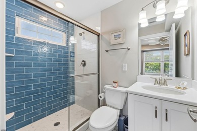 Exceptional ocean views and a premier Gardens location set the - photo 18