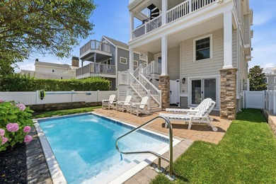 Exceptional ocean views and a premier Gardens location set the - photo 24