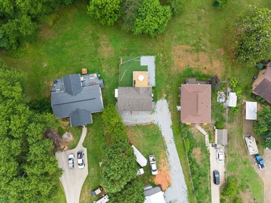 Welcome to The Coastline Cottage at 50 Coastline Drive in Inman - photo 26