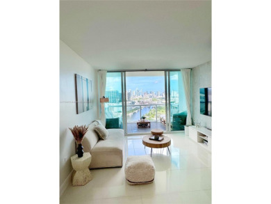 Great investment or Homeowner opportunity! This remodeled unit